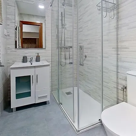 Casa Patos En * Santillana del Mar