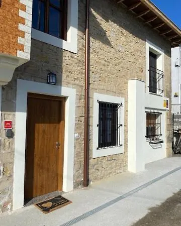 Casa Patos En * Santillana del Mar