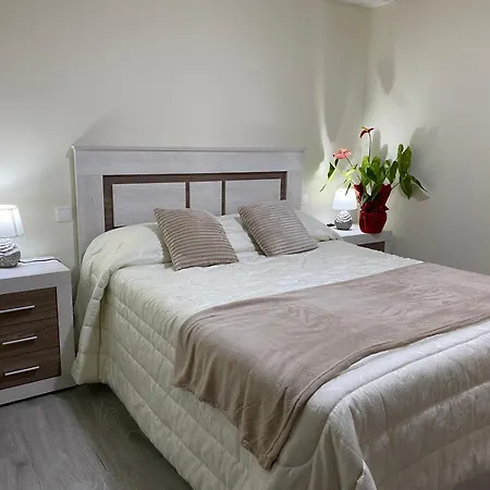 Casa Patos En * Santillana del Mar