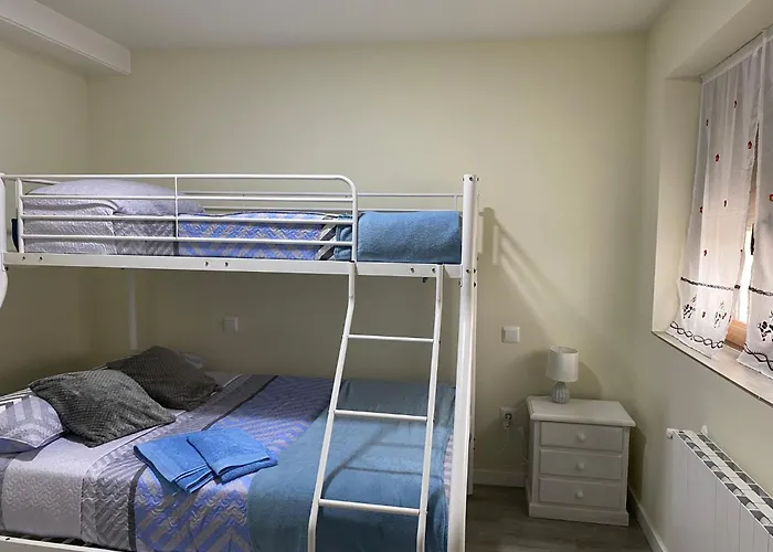 Casa Patos En * Santillana del Mar